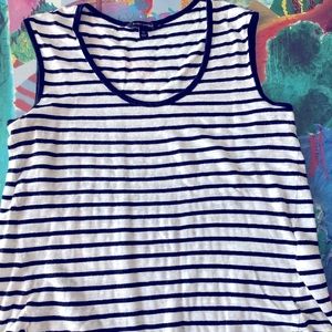 Banana Republic Super Soft Linen Tank! Black/white